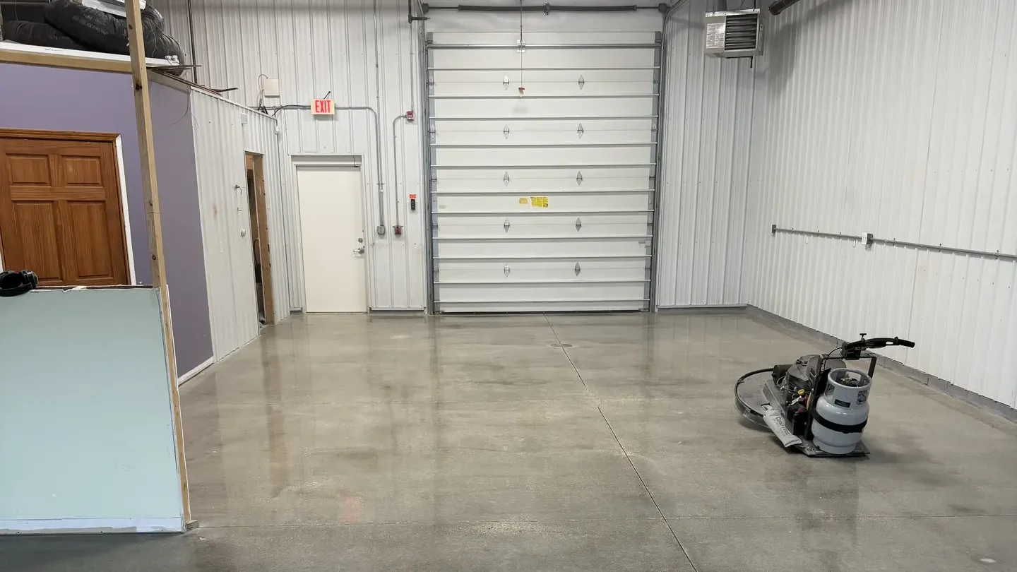 storage facility floor polished to perfection